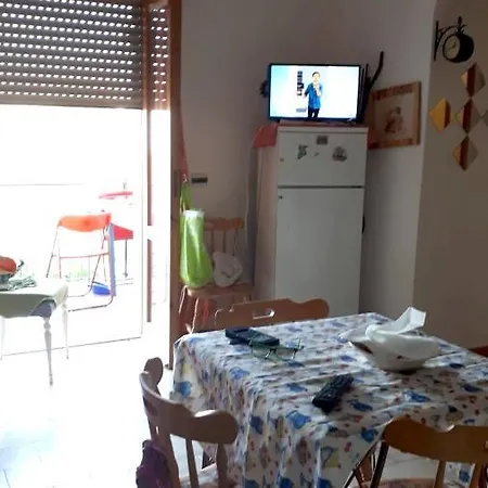 Apartmán With One Bedroom In With Balcony And Wifi